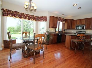 6309 Candle Light Run, Victor, NY 14564