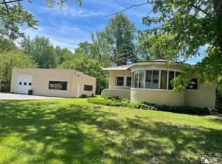 6719 Summerfield Rd, Temperance, MI 48182