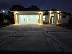 2nd image of 184 Avenue Del Ctr