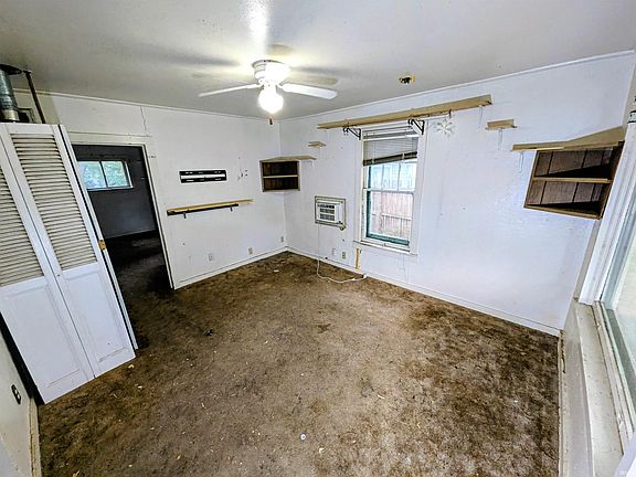4th image of 234 S 35th St