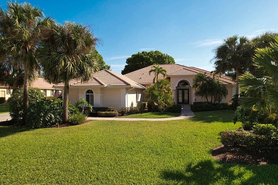 1st image of 8035 Plantation Lakes Dr