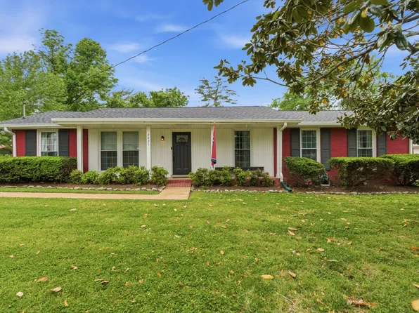 7431 Stacy Dr, Nashville, TN 37221