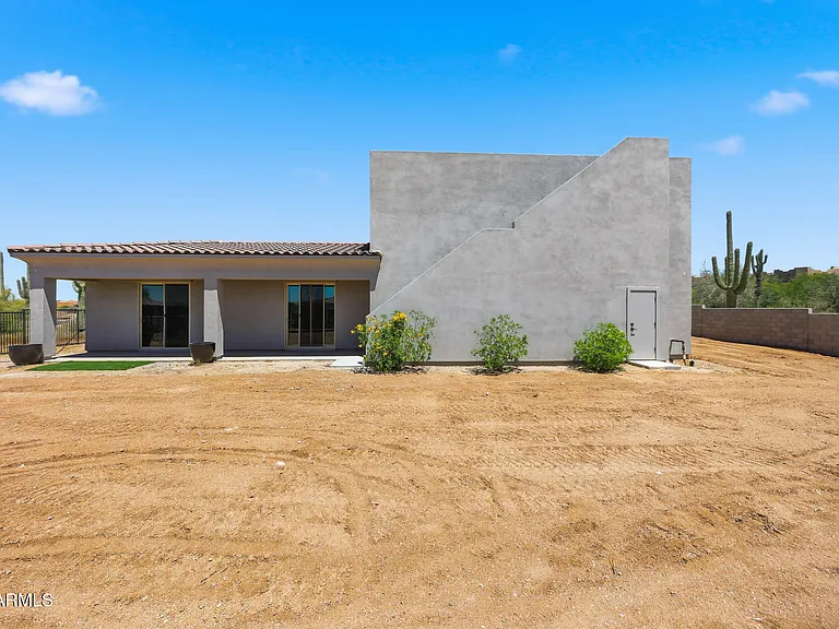 6896 E Lomas Verdes Dr — Photo 52