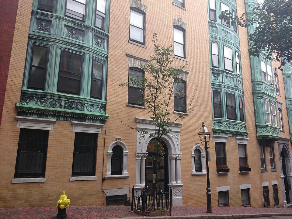 2nd image of 106 Myrtle St APT 9