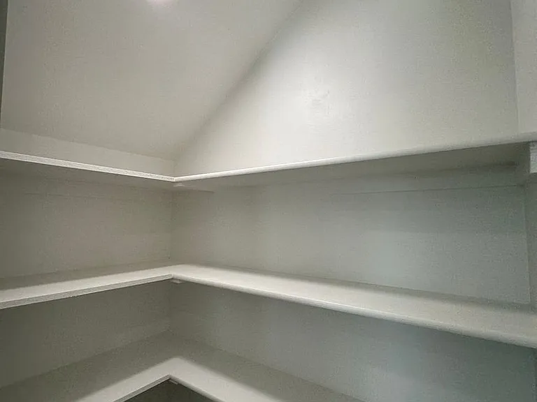 13508 Vinita Dr — Photo 27