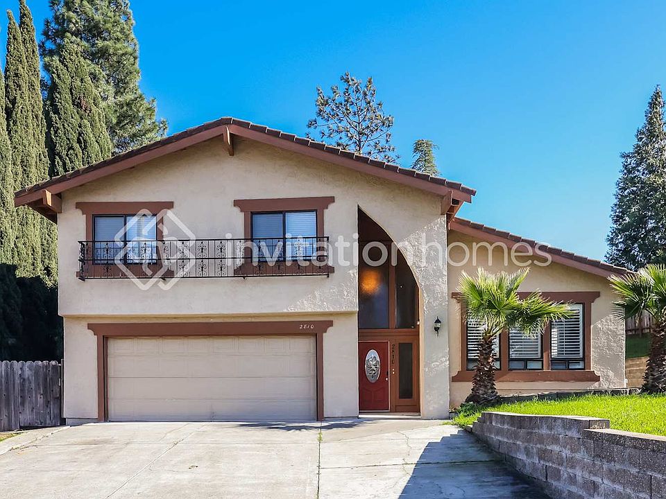 1st image of 2810 Iris Ct