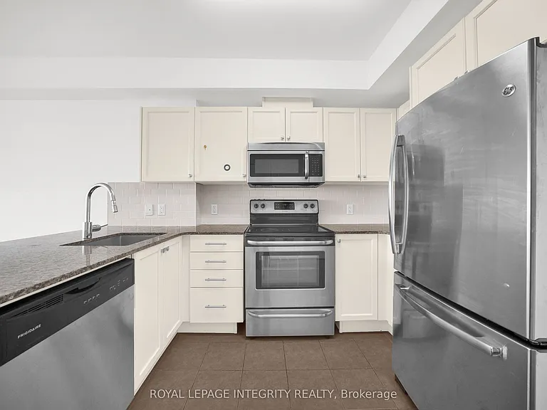 195 Besserer St #1504 — Photo 9