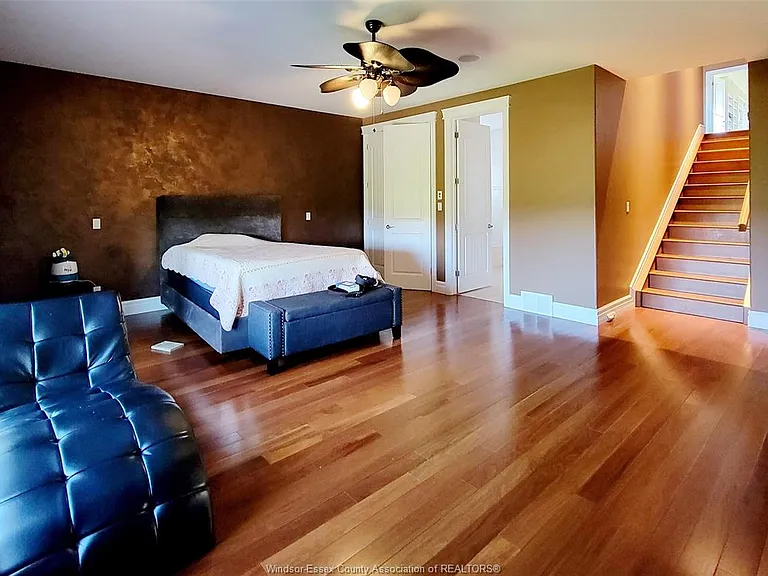 7835 Broderick Rd — Photo 17