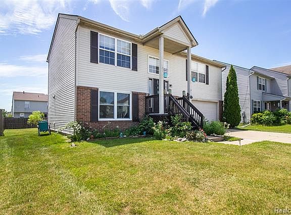 2nd image of 7124 Glacier Pointe Dr
