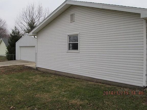 2nd image of 2516 Usher St