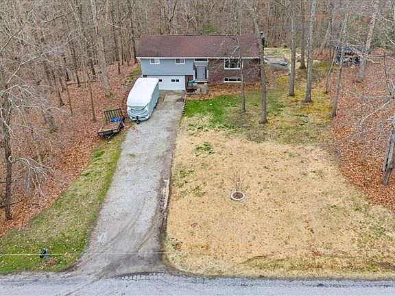 3rd image of 85 Fleming Dr