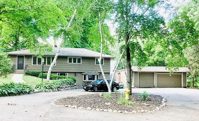 Front of 239 Byrondale Ave