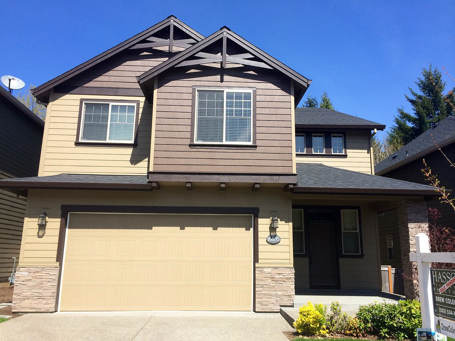 16895 SW Ledgestone Dr photo 1