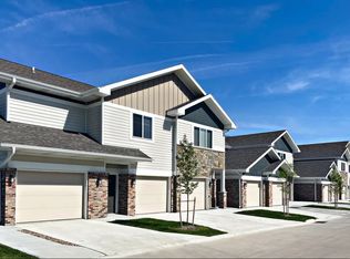 7260 S 89th St #1910, Lincoln, NE 68526