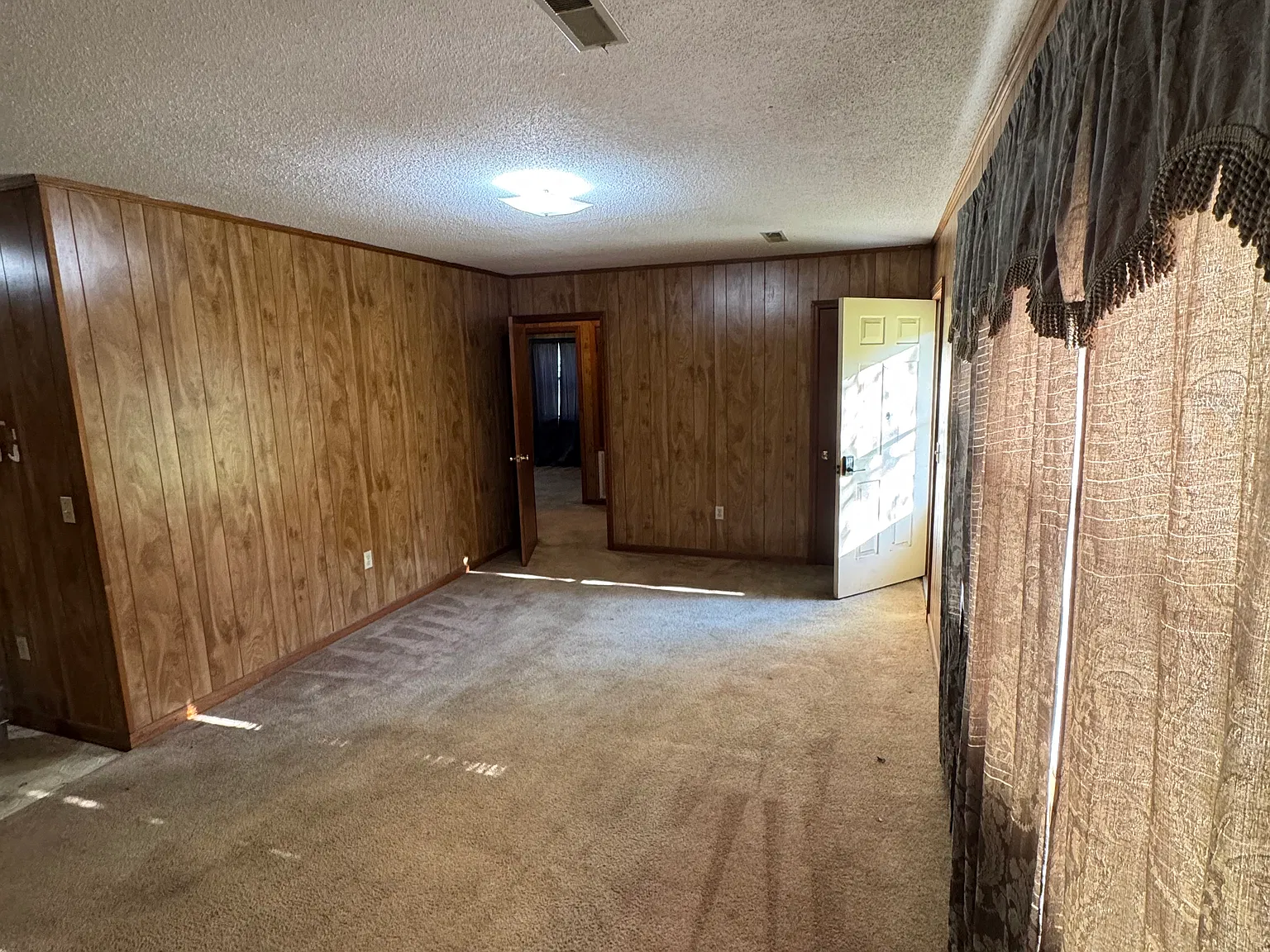 3 bed, 1250 sqft, $925 — Photo 3
