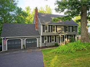 38 Parmenter Rd, Londonderry, NH 03053