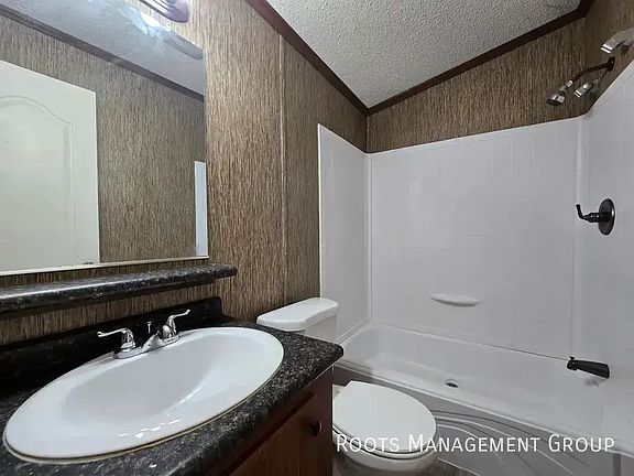 4th image of 310 Scobey Ave Trailer 306