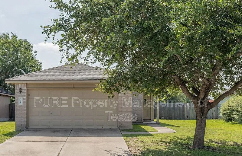 3 bed, 2.0 bath, 1200 sqft, $1,695 — Photo 1