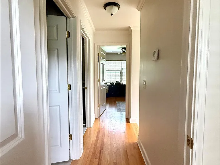 55 University Ave — Photo 19