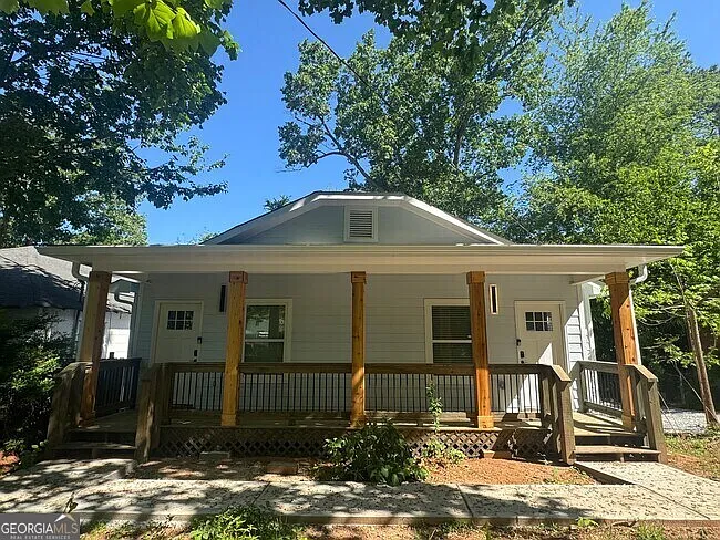 2 bed, 1.5 bath, $2,300 — Photo 1