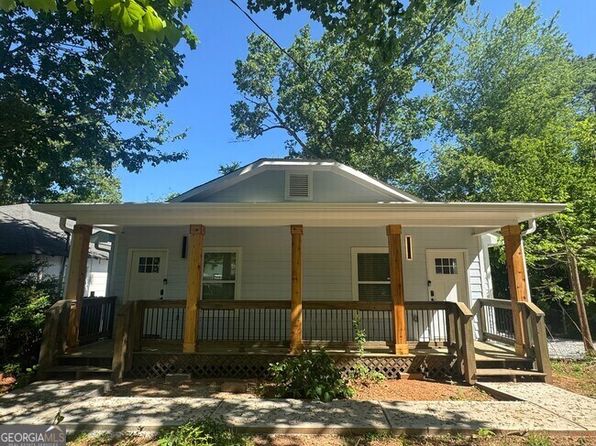 672 Cassanova St SE Unit A