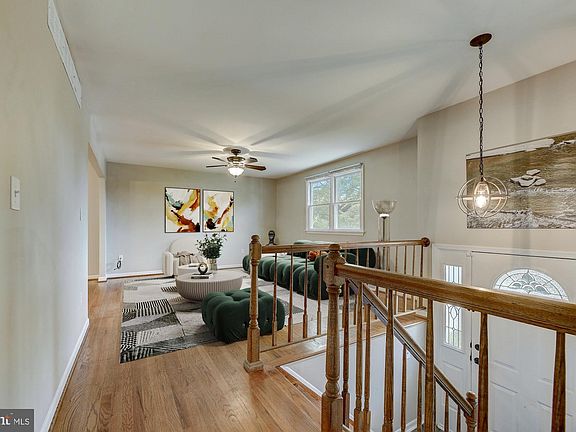 3rd image of 1299 Alta Vista Dr