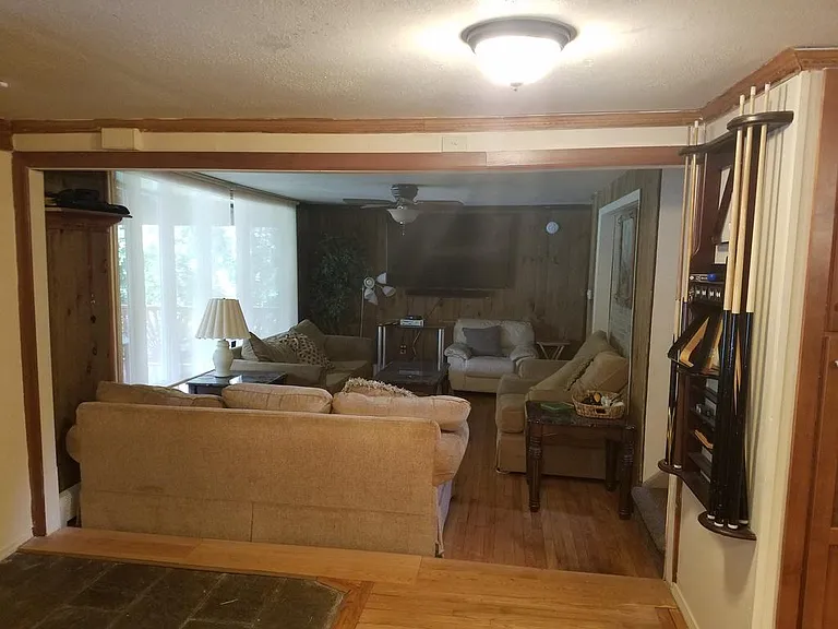 39 Woodlawn Ave — Photo 5
