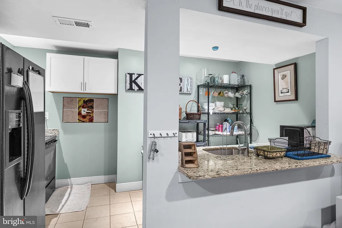 Building Photo - 5413 Rainwood Dr #BASEMENT