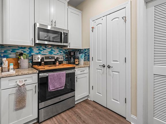 5th image of 124 Birch N Coppice Dr. #3