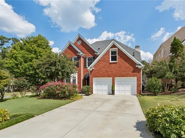 4943 Secluded Pines Dr, Marietta, GA 30068