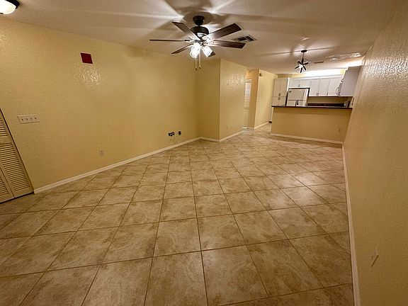 2nd image of 60 Emerald Woods Dr APT B1