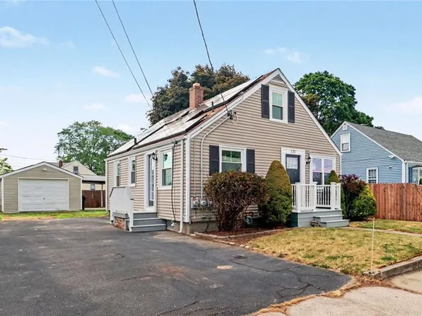 125 Olympia Ave, Pawtucket, RI 02861