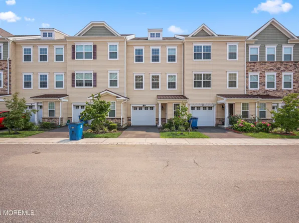 2104 John Deere Lane, Monroe, NJ 08831