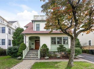 17 Connecticut Ave, Greenwich, CT 06830