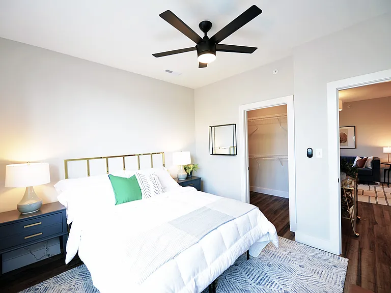 415 Debaliviere Ave #215 — Photo 10