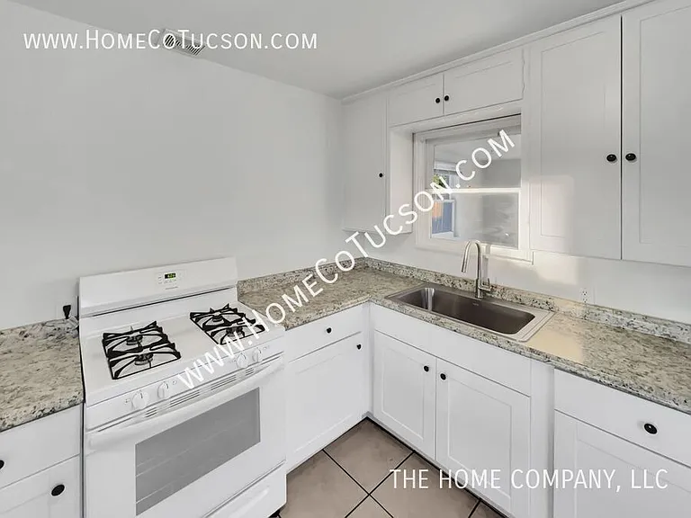 3625 S Lundy Ave — Photo 12