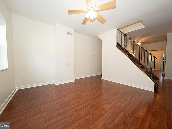 4th image of 505 Spring Mill Ave