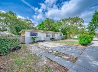 1350 NE 149th St #1, Miami, FL 33161