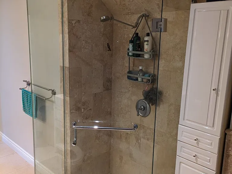 63 Stephen Dr — Photo 11