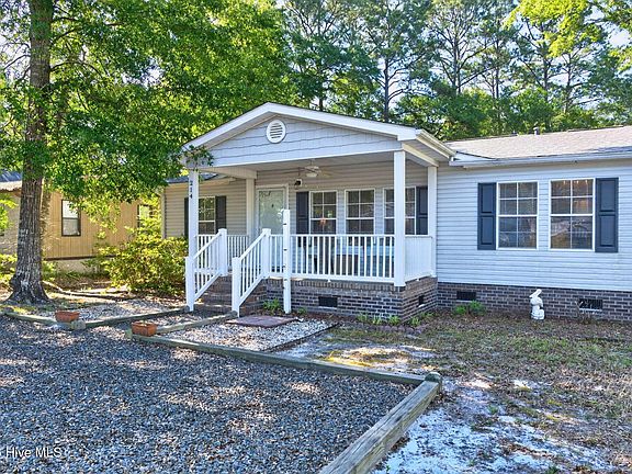 2nd image of 214 Dogwood Drive
