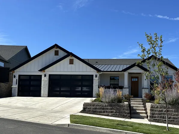 2077 NW Lobinie Ct, Bend, OR 97703