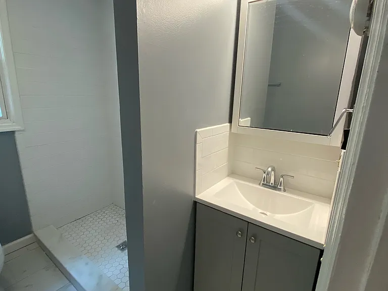 16 Melnick Pl #A — Photo 13