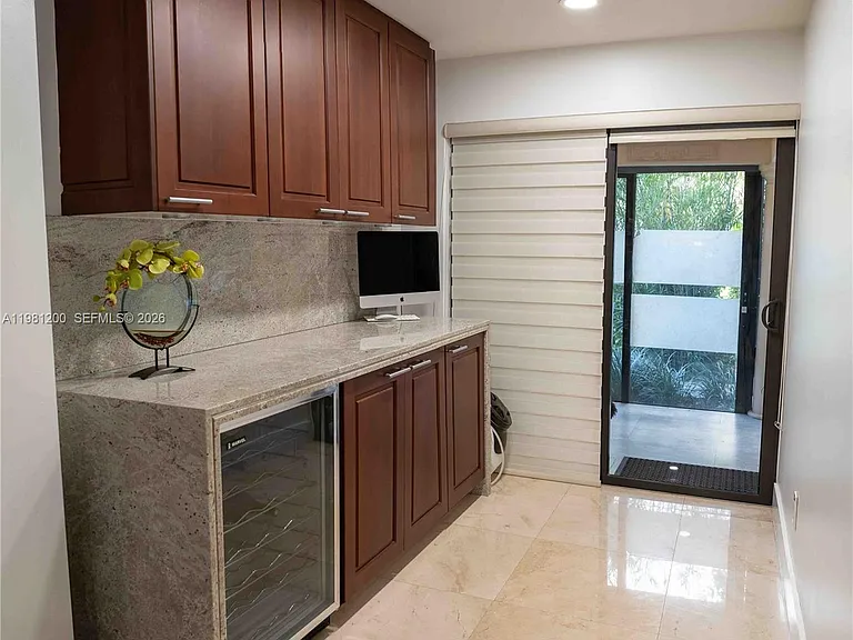 4957 NW 93rd Doral Pl #0 — Photo 32