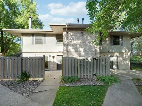 18657 Clear View Ct, Minnetonka, MN 55345