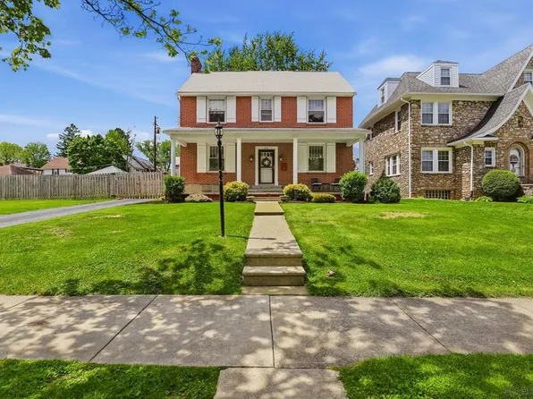 838 Sunnehanna Dr, Johnstown, PA 15905