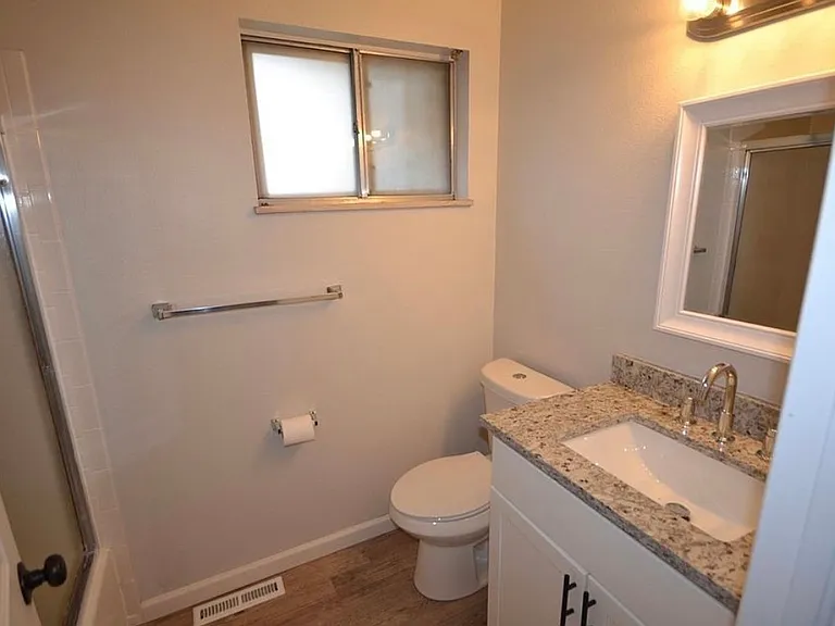 9865 Lane St — Photo 9