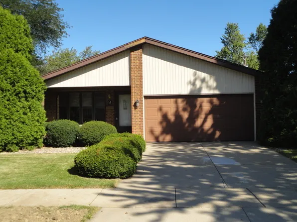 91 Francis Ln, Chicago Heights, IL 60411