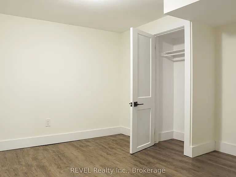 50 Pelham Rd #LOWER — Photo 11