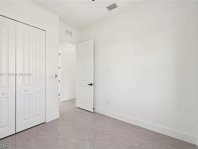 4402 E 19th St — Photo 18