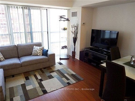 5th image of 35 Saranac Blvd #720